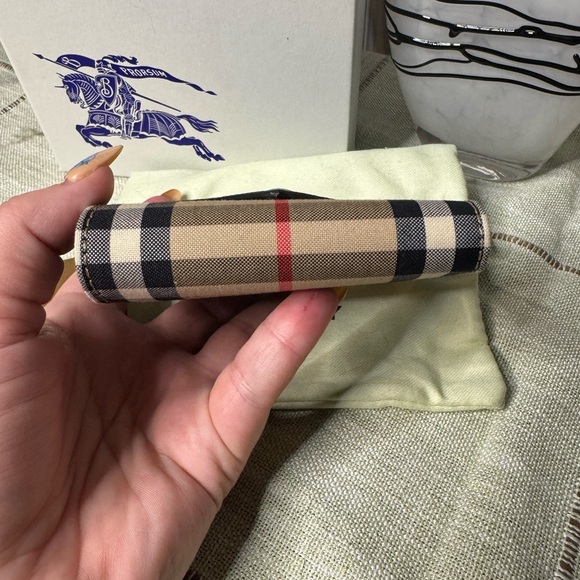 🔥BRAND NEW🔥 Burberry Nova Check/Leather Compact Wallet - Picture 14 of 15
